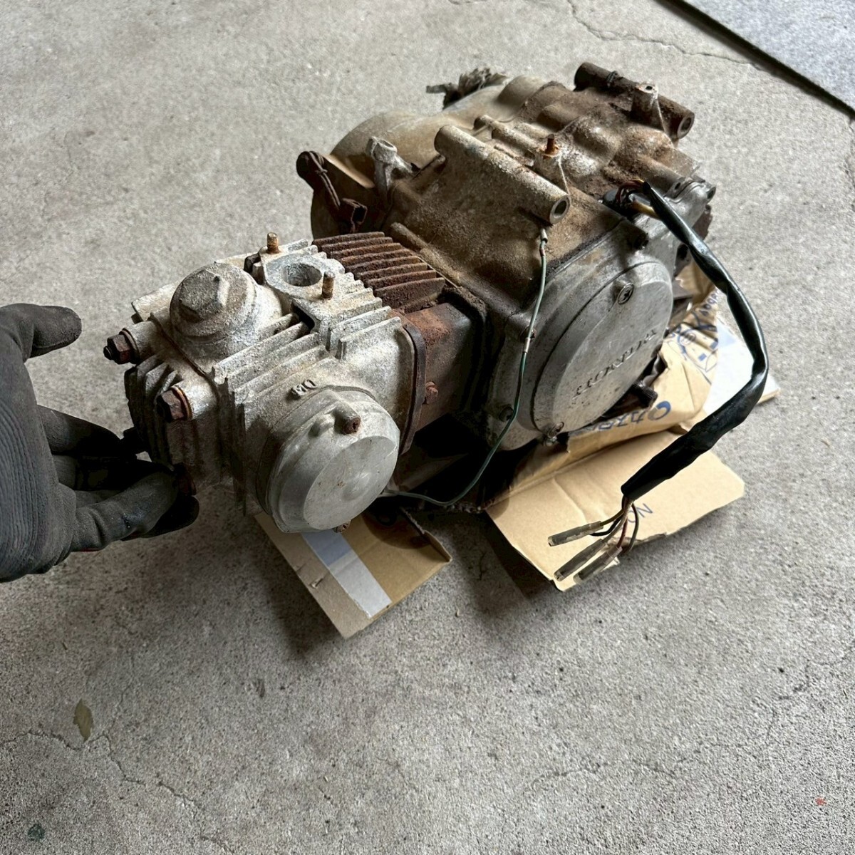 エンジン ホンダ 部品取り c90 cs90 cl90 ct90 HONDA ベンリィ ジャンク横型拍卖