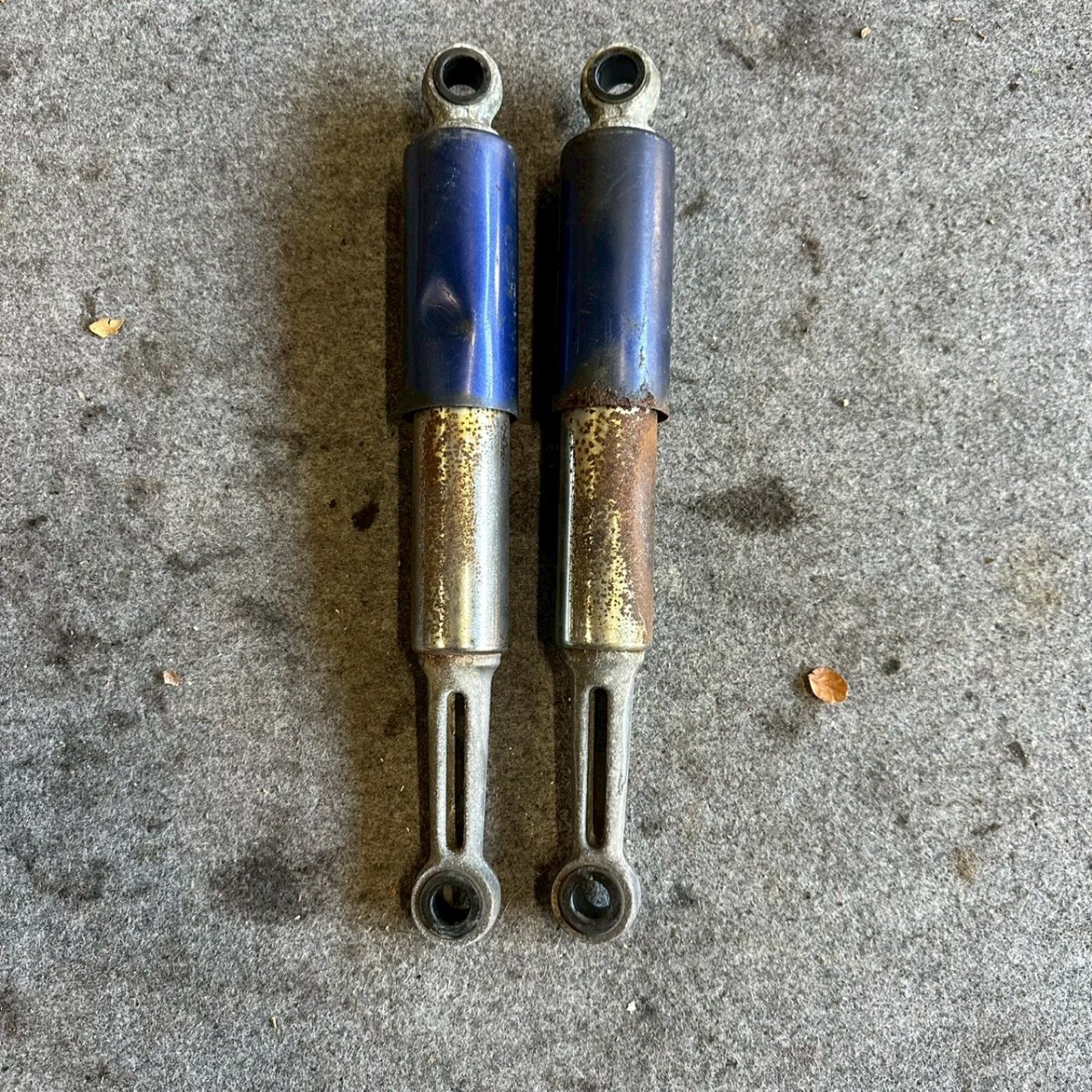 ホンダ リアサスペンション リアショック シャリー ダックス スーパーカブ カブ 純正拍卖