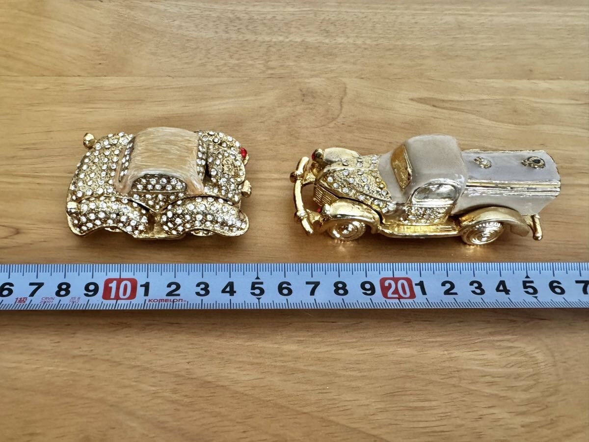 ラインストーン装飾 ミニチュアカー 車 キラキラ アクセサリーケース ジュエリーケース ディスプレイケース 2個セット 中古品拍卖