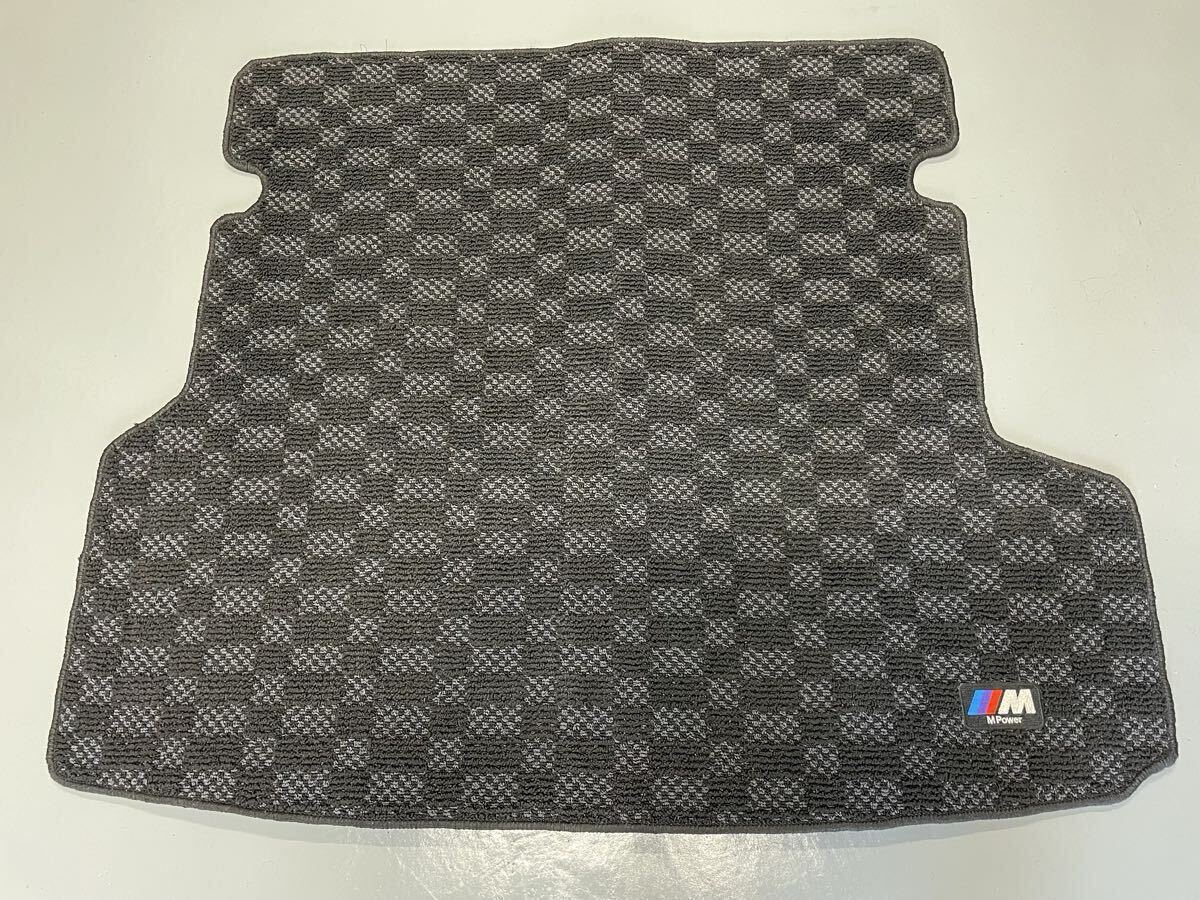 送料込 美品 USED BMW3シリーズツーリング F31 純正 Mラゲージマット Mパフォーマンス 定価 23,328円拍卖