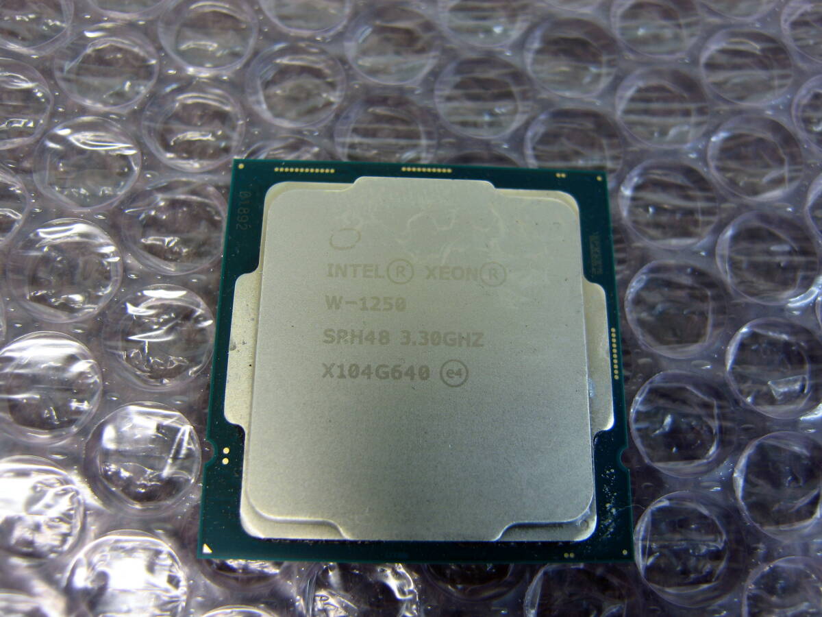 ◎CPU Intel XEON W-1250 3.30GHz SRH48 1個 中古 複数入札可能◎拍卖