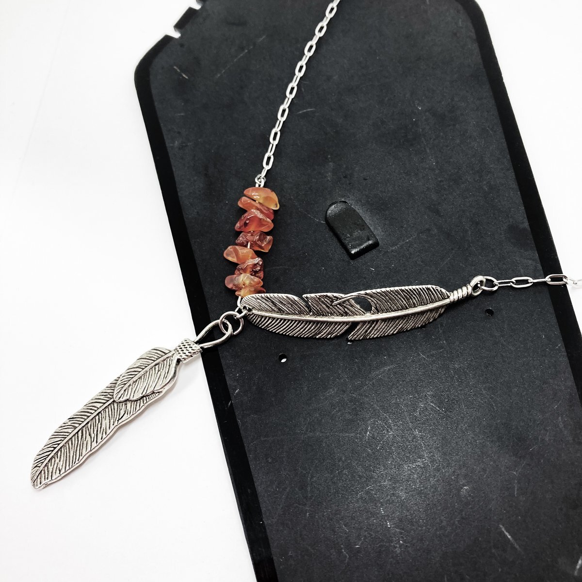 男女兼用 フェザーチャーム ロングネックレス カーネリアン 約80cm NGF04拍卖