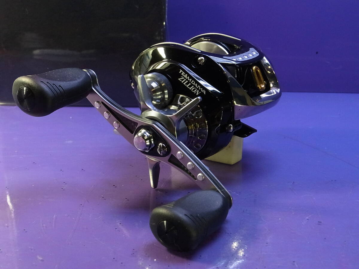 □ 極美♪~新同? □ ダイワ □ TDジリオン 7.3リミテッド 100 □ 定¥57,200 □ 軽メンテ済♪ □拍卖