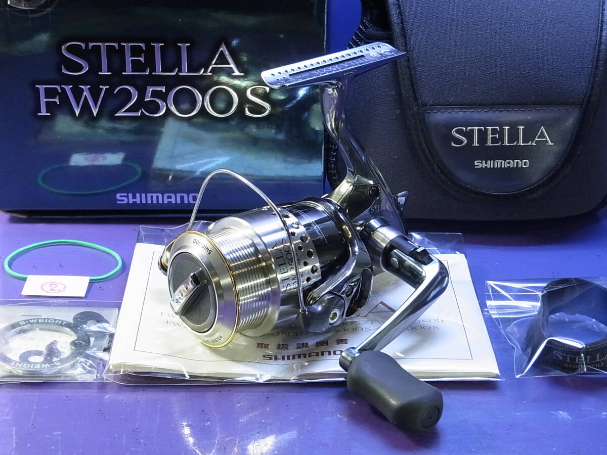 □ 美品↑ □ シマノ □ 01 ステラ FW 2500S □ 定¥73,700 □ 軽メンテ済♪ 希少出品♪ □ 2 □拍卖