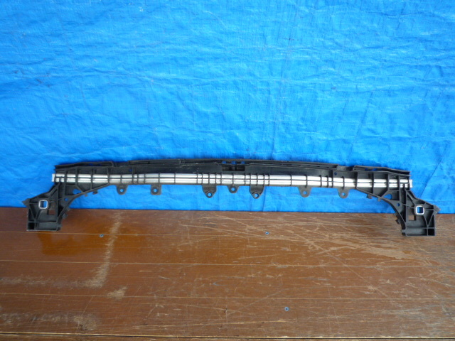 BJ525-2 ベンツ W205 Cクラス コアサポート A2056204101拍卖