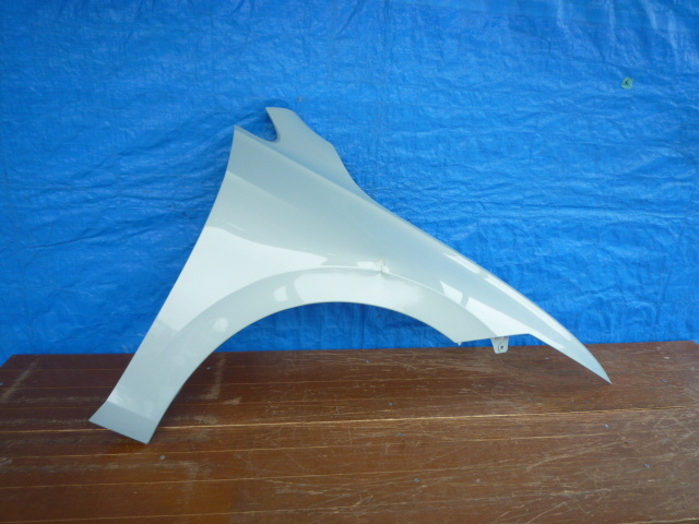 ☆BJ551-2 VW ゴルフ8 フェンダー 右 水色拍卖