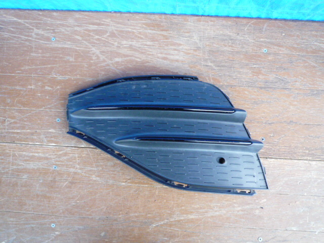 BJ706 ベンツ H247 GLA グリル 左 A2478853805拍卖