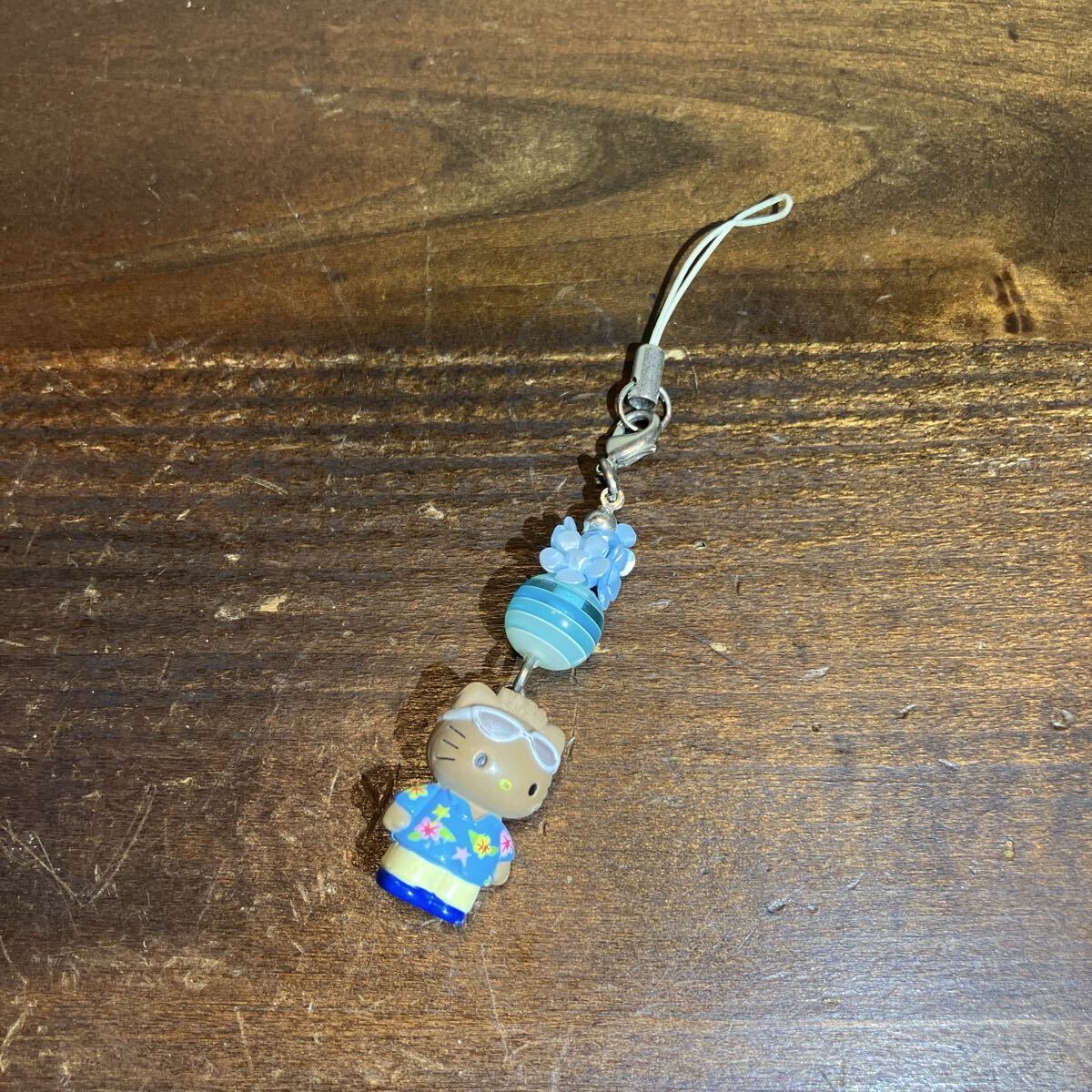 ハローキティ 日焼けダニエル ダニエル 日焼け 沖縄限定 ストラップ ご当地キティ ガングロ サンリオ 検) 希少 レア レトロ 平成レトロ 拍卖