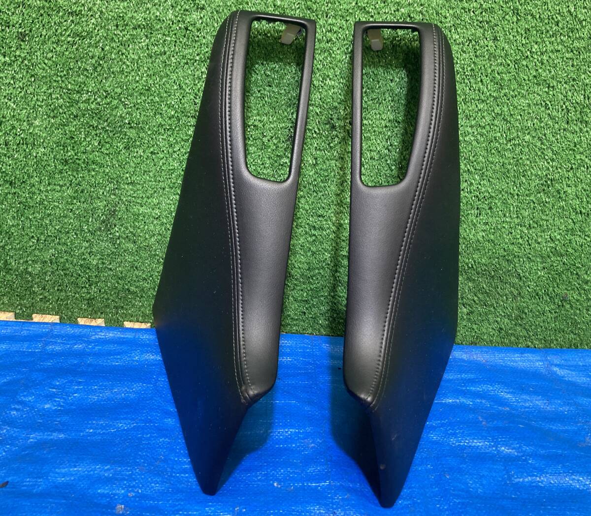 トヨタ クラウン アスリート DBA-GRS180 オーディオサイドカバー センターコンソール 管25791拍卖