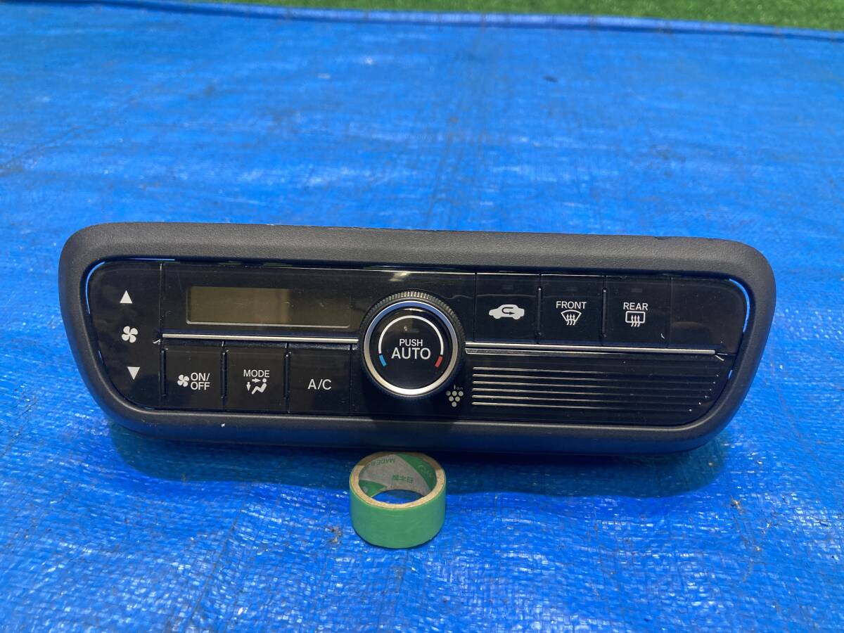 ホンダ N-BOX DBA-JF3 S07B エアコンスイッチパネル オートエアコン 79600TTA-J51 SAJAA2A181H 管26203拍卖