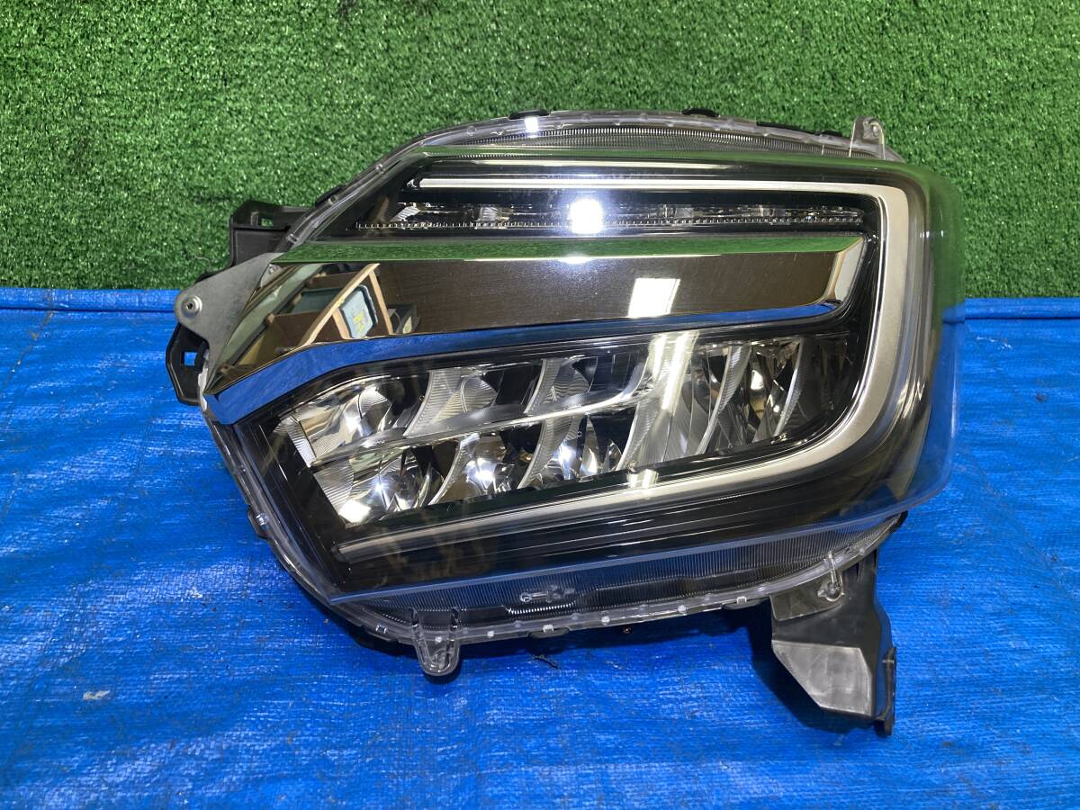 ホンダ N-BOX DBA-JF3 左ヘッドランプ ヘッドライト 助手席側 左側 レベライザー LED スタンレー W3106 管26222拍卖