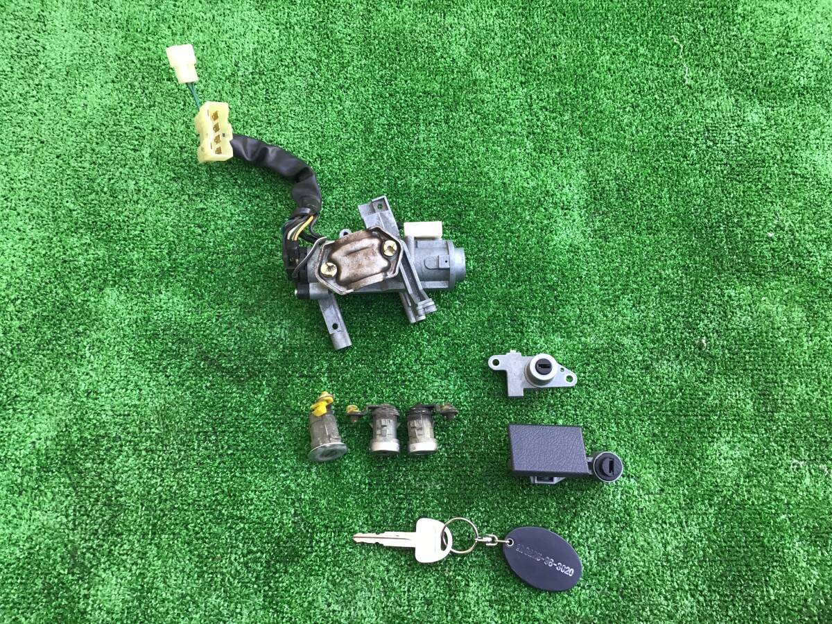 EA11R カプチーノ 5MT F6A (G6) キーシリンダー 拍卖