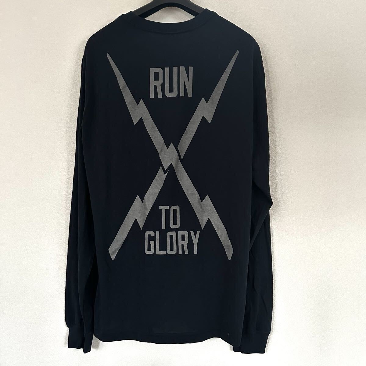 新品タグ付 Nike USATFトラック&フィールド ラン・トゥ・グローリー 長袖クルーネックTシャツ ナイキ M カニエウエスト着用拍卖