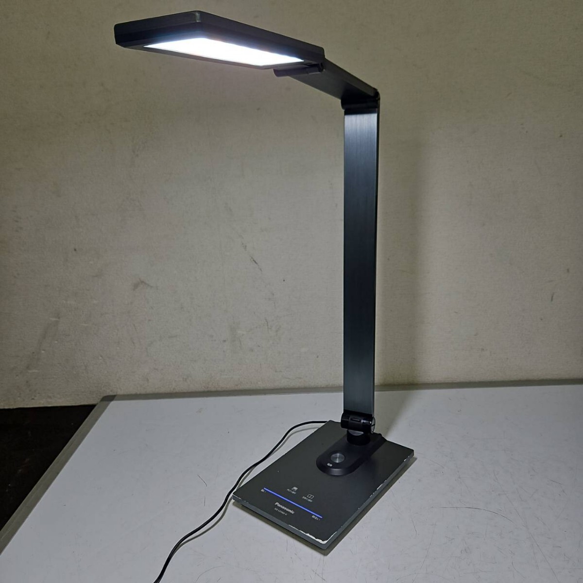 Panasonic SQ-LD560-K LEDスタンドライト デスクライト (2)拍卖