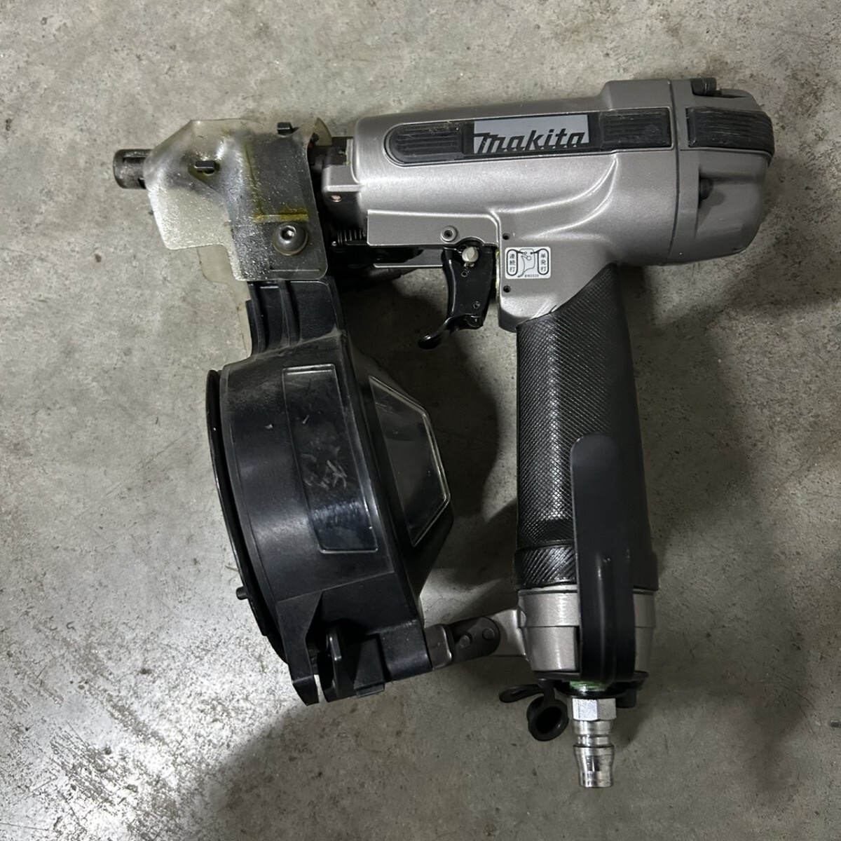 makita マキタ AN311 エア釘打機 常圧 エアツール 動作確認済み拍卖