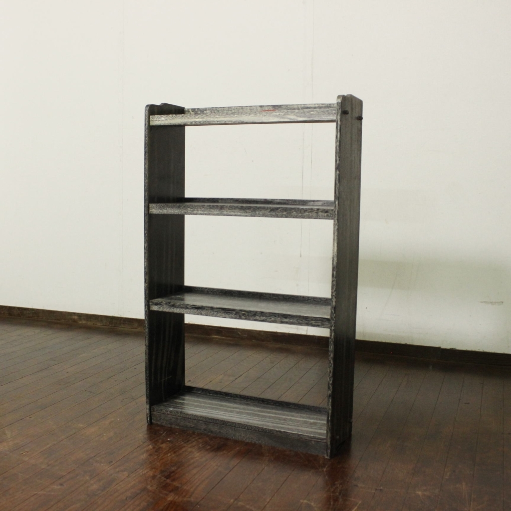 新入荷!昭和レトロ 古い小振りでかわいい木製本棚 収納/古民家/古家具/店舗什器/アンティーク/飾り棚/オープンラック/ラワン/ビンテージ拍卖