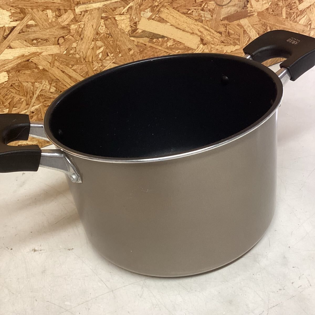 シルバーのノンスティック寸胴鍋 フッ素コート 寸胴鍋 両手鍋 煮込み (N44拍卖