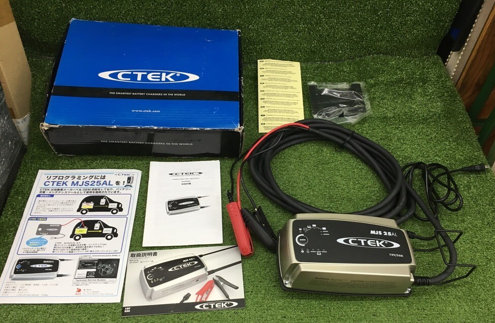 中古美品 CTEK バッテリーチャージャー MJS25AL【管5J10】拍卖