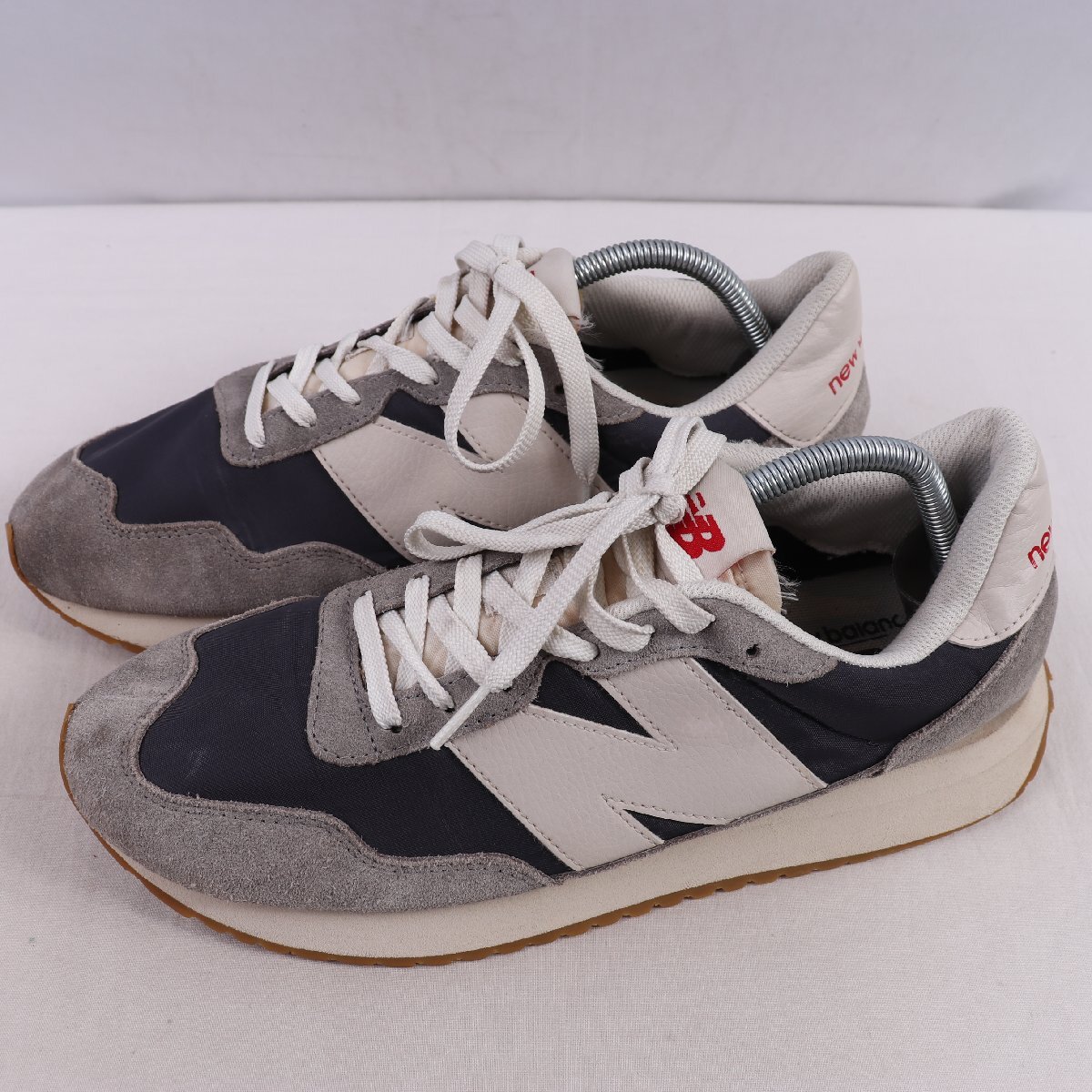 237 ニューバランス 28.0cm/new balance 紺 ネイビー 灰 グレー 中古 古着 スニーカー メンズ yy7027拍卖