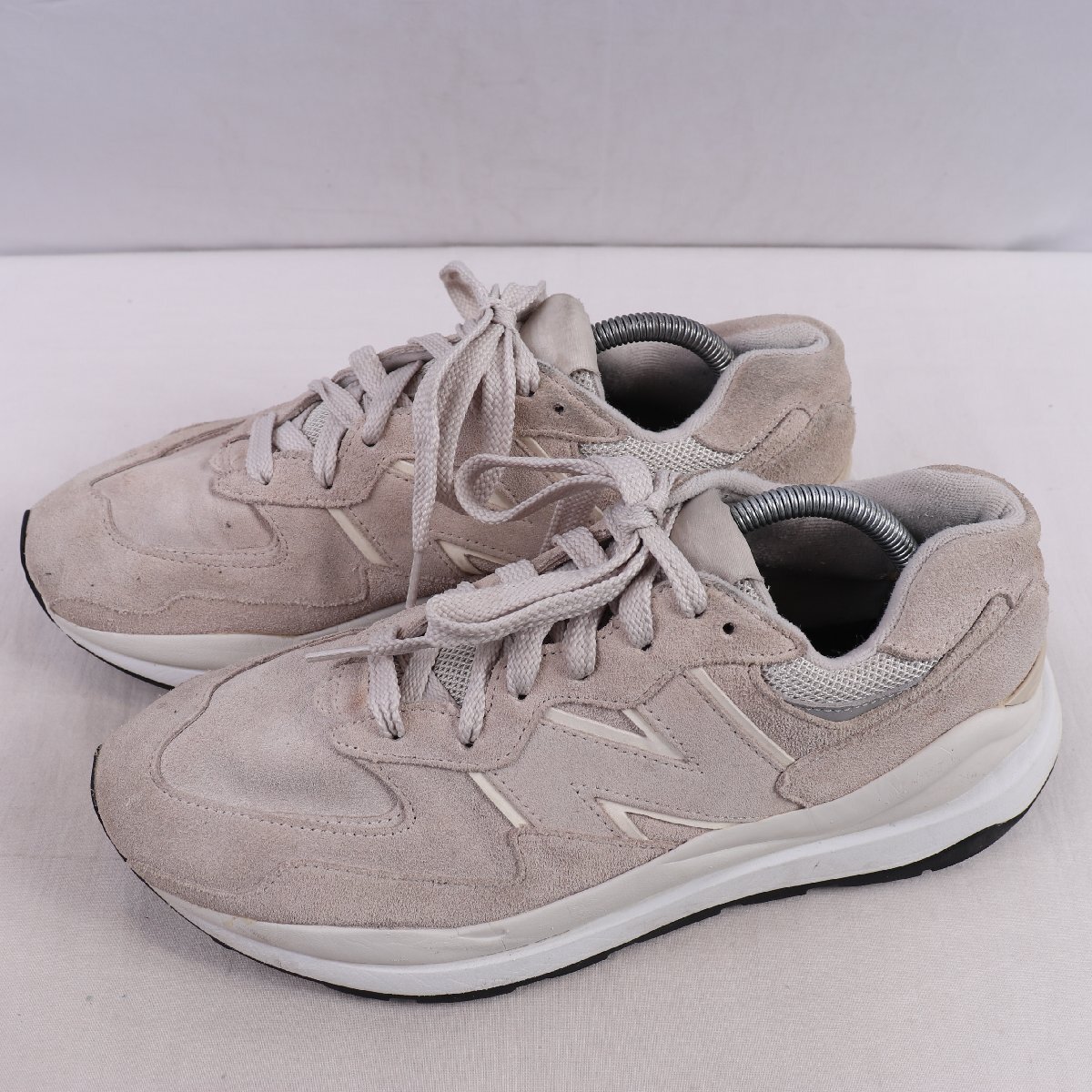 57/40 ニューバランス 27.5cm/new balance M5740RE1 灰 グレー オフホワイト 中古 古着 メンズ スニーカー yy7025拍卖