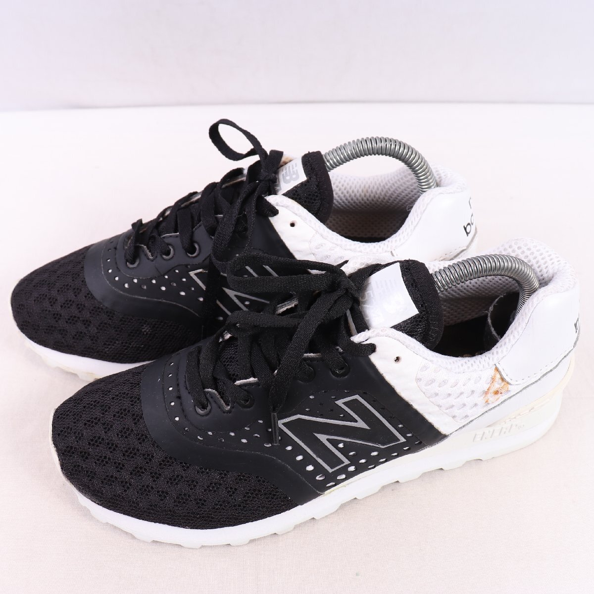 574 ニューバランス 25.0cm/new balance 黒 ブラック 白 ホワイト 中古 古着 メンズ スニーカー yy7135拍卖