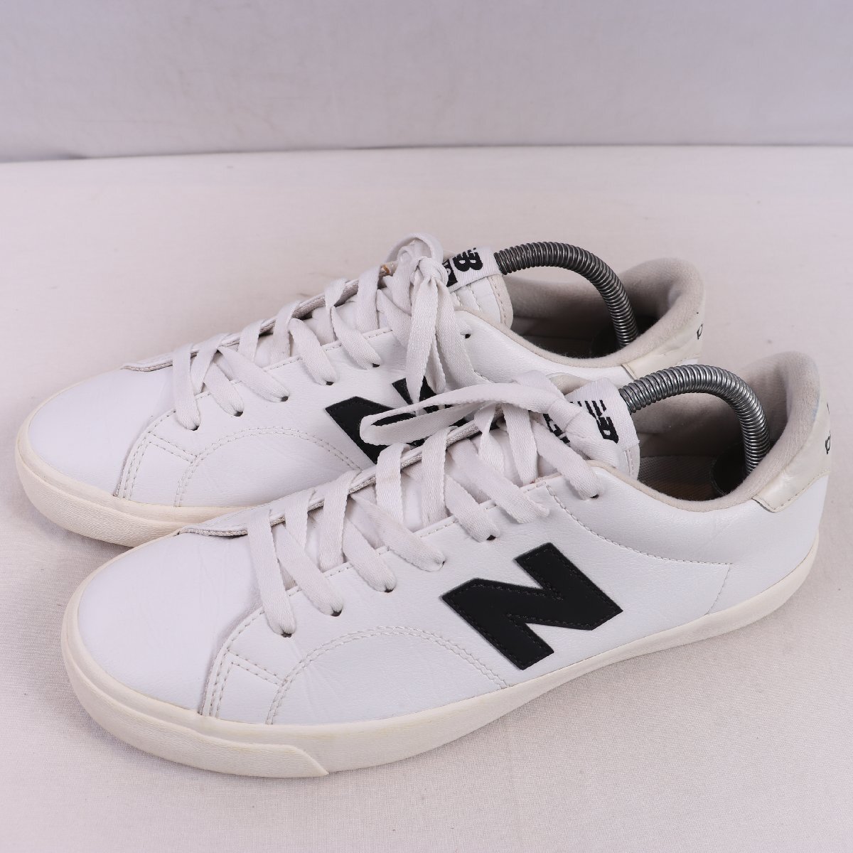 210 ニューバランス 26.5cm/new balance 白 ホワイト 黒 中古 古着 メンズ スニーカー yy7148拍卖