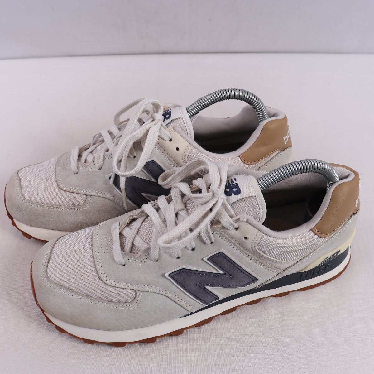574 ニューバランス 26.0cm/new balance 灰 グレー 紺 ネイビー ベージュ 中古 古着 メンズ スニーカー yy7259拍卖