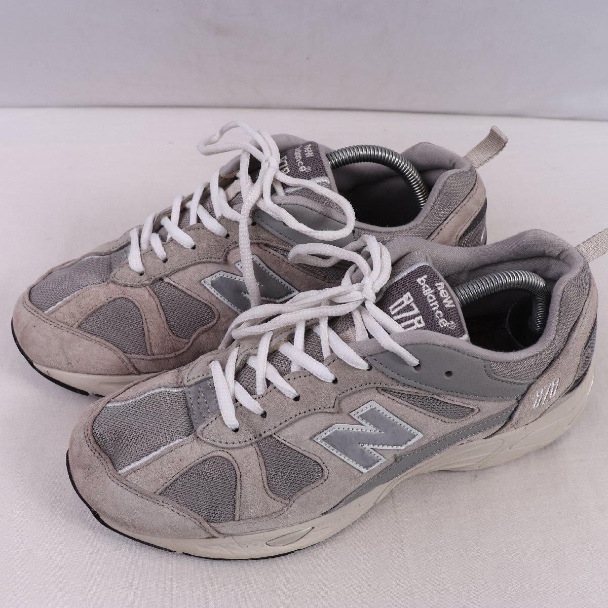 878 ニューバランス 26.5cm/new balance 灰 グレー 銀 シルバー 中古 古着 メンズ スニーカー yy7290拍卖