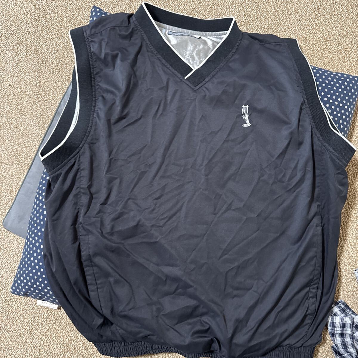 TOUR STAGE ゴルフウェア ベスト です。 サイズはL 拍卖