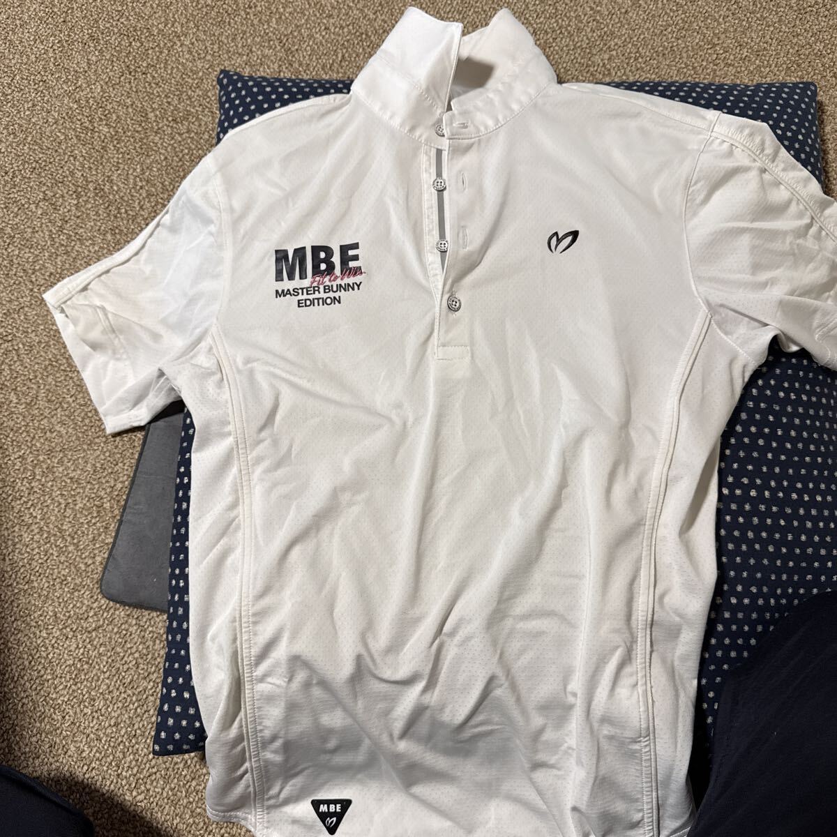 MASTER BUNNY EDITION のシャツです。サイズは3です。拍卖