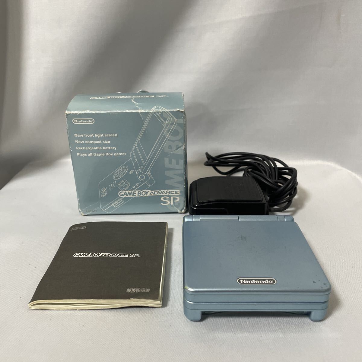 動作品 ゲームボーイアドバンスSP パールブルー 任天堂 GAMEBOY ADVANCE 取説 充電器箱付拍卖