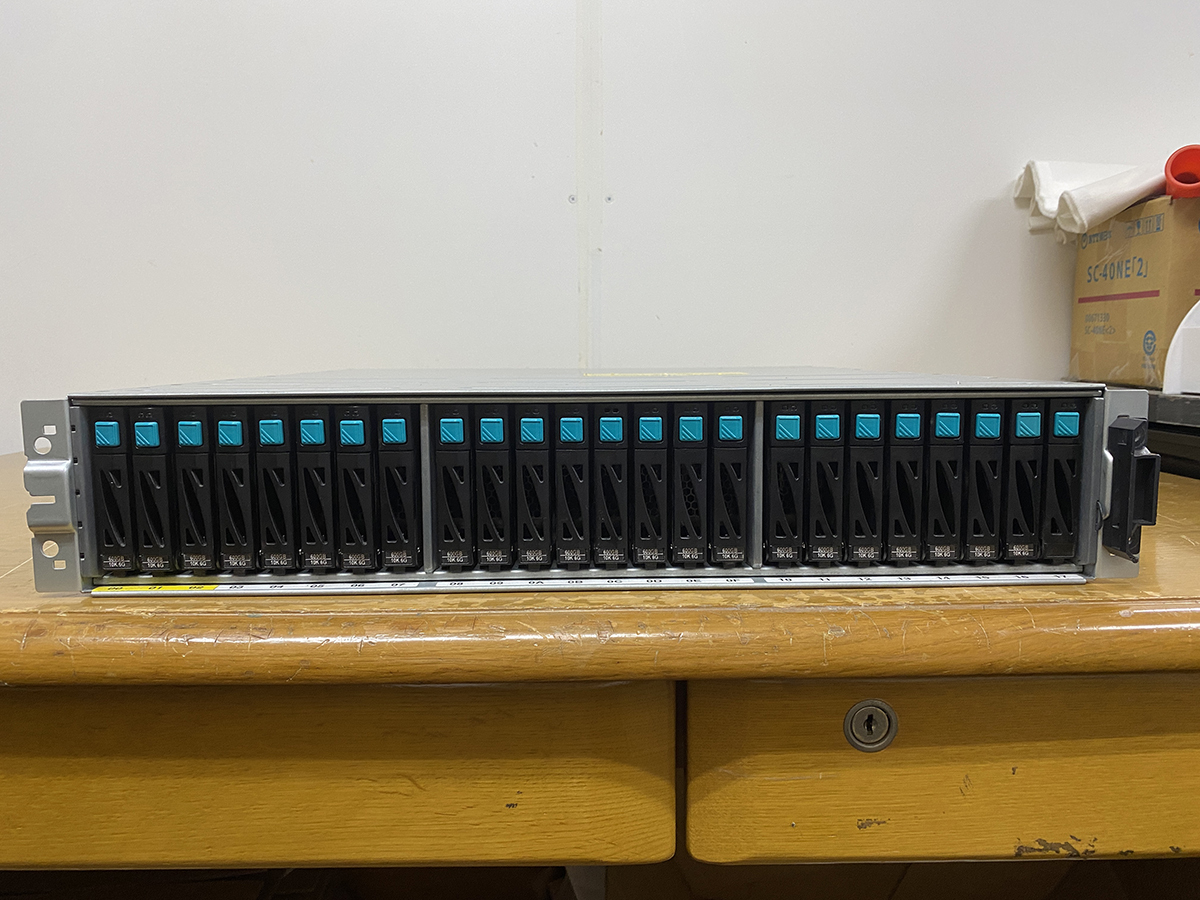 中古■NEC iStorage M300 2.5型 24bay NF5331-SB01Y ディスクアレイ ★HDD無(マウンタ有)★通電OK★送料無料拍卖