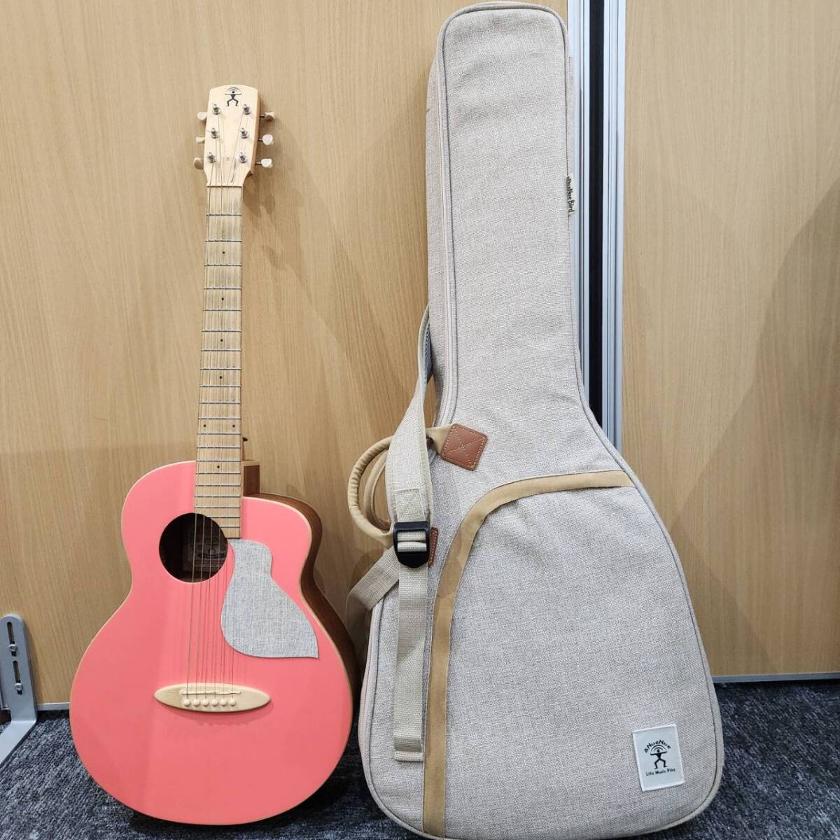 ★aNueNue★aNN-MC10 Pink 本格派ミニギター アコースティックギター ピンク★ おまけ付拍卖