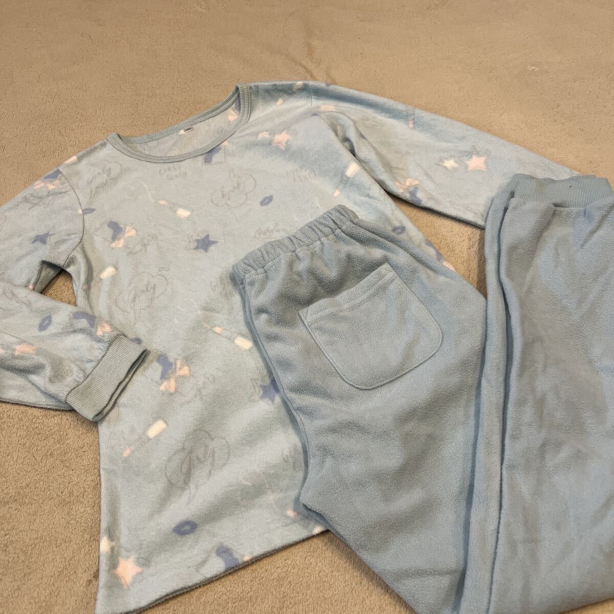 【イオントップバリュー】ブルー 長袖長ズボン 薄手フリース パジャマ 上下セット ルームウェア 150拍卖