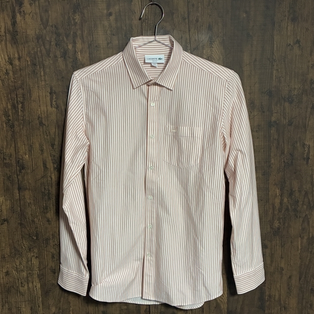 C49◇LACOSTE | ラコステ 長袖ストライプシャツ ホワイト×ピンクベージュ メンズ XSサイズ 中古品拍卖