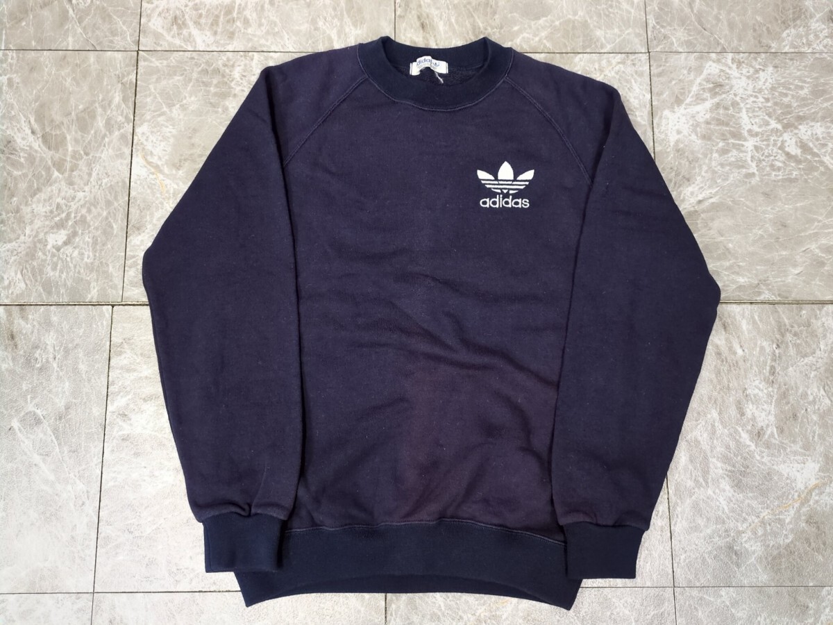 10. 70s80s アディダス デサント製 ロゴ刺繍 ラグラン フェード ヴィンテージ スウェット シャツ トレーナー adidas メンズM 紺系x502拍卖