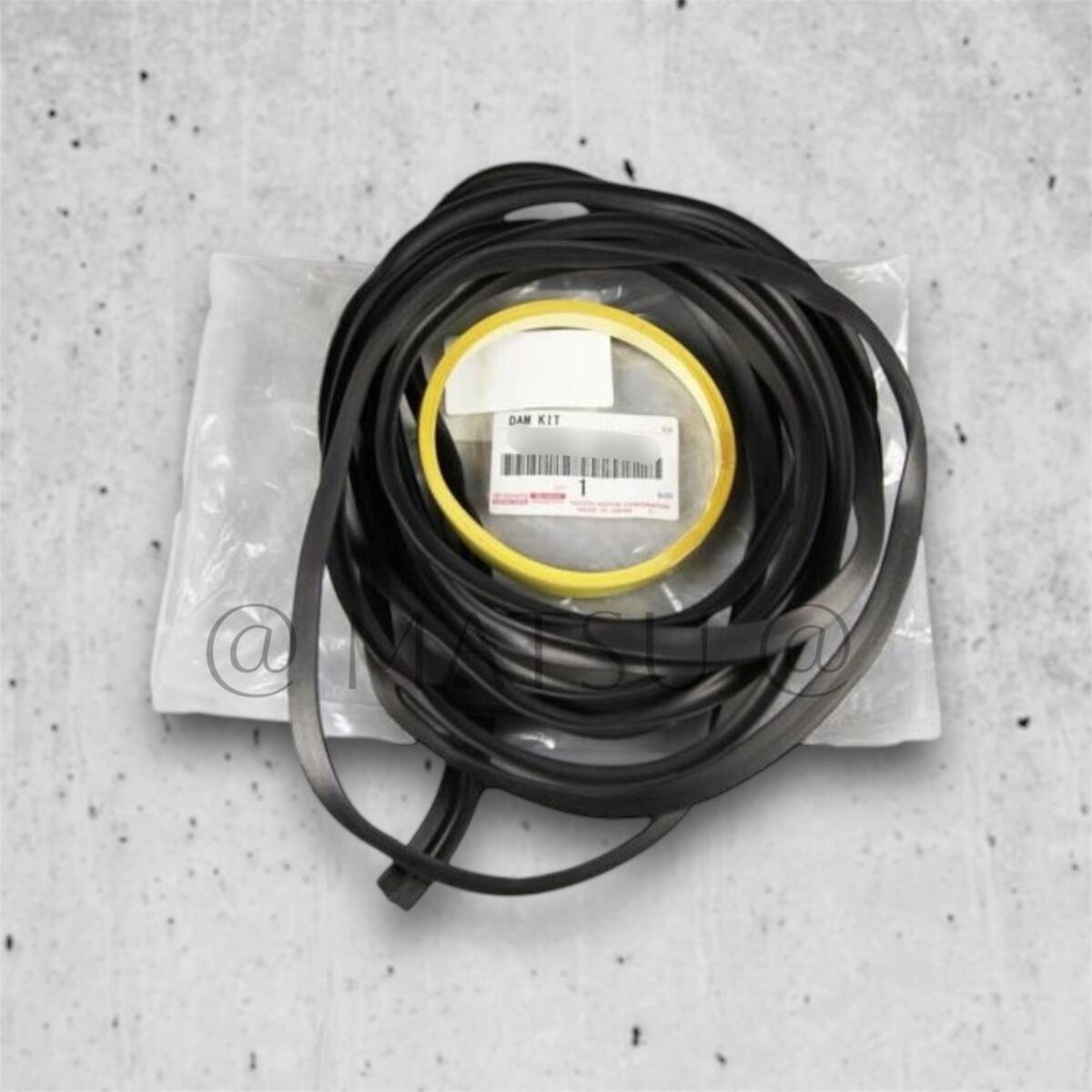 《レア・残僅か》純正品 マーク2 バン ワゴン MARK 2 V,WG ウインドシールドガラス ダムキット「フロントガラス 内側のモール」 マークII拍卖