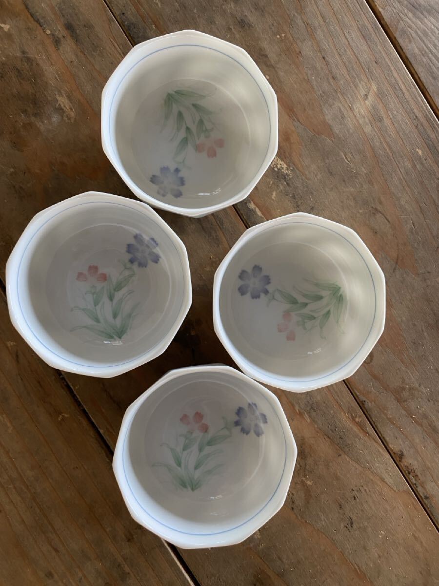 【送料無料】幸山窯 小鉢 骨董 古美術品 アンティーク レトロ 昭和レトロ 古物陶器和食器 4個セット 花柄 直径10cm 深さ4cm拍卖
