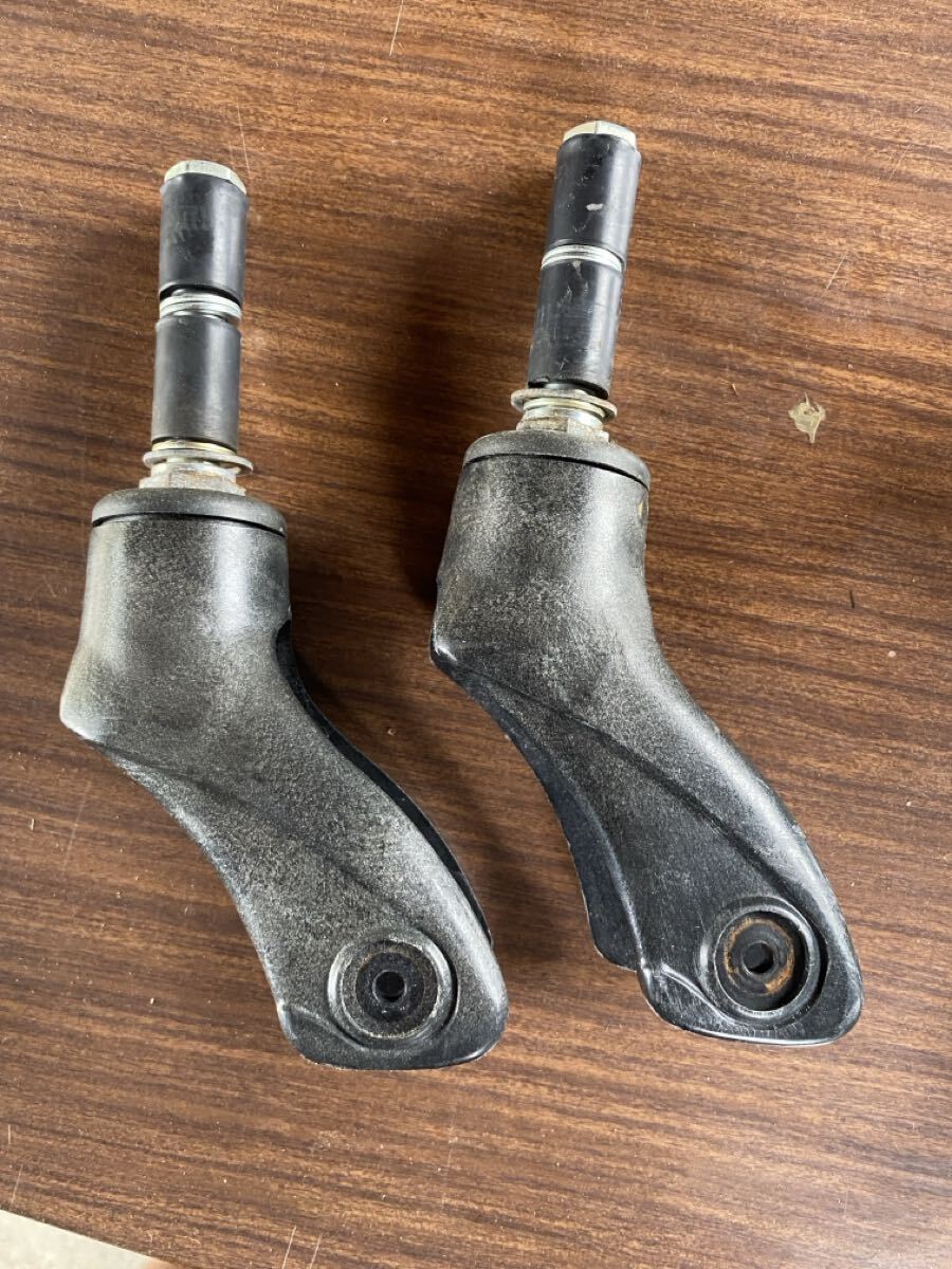 【送料無料】車椅子 タイヤ サスペンション 2個セット拍卖