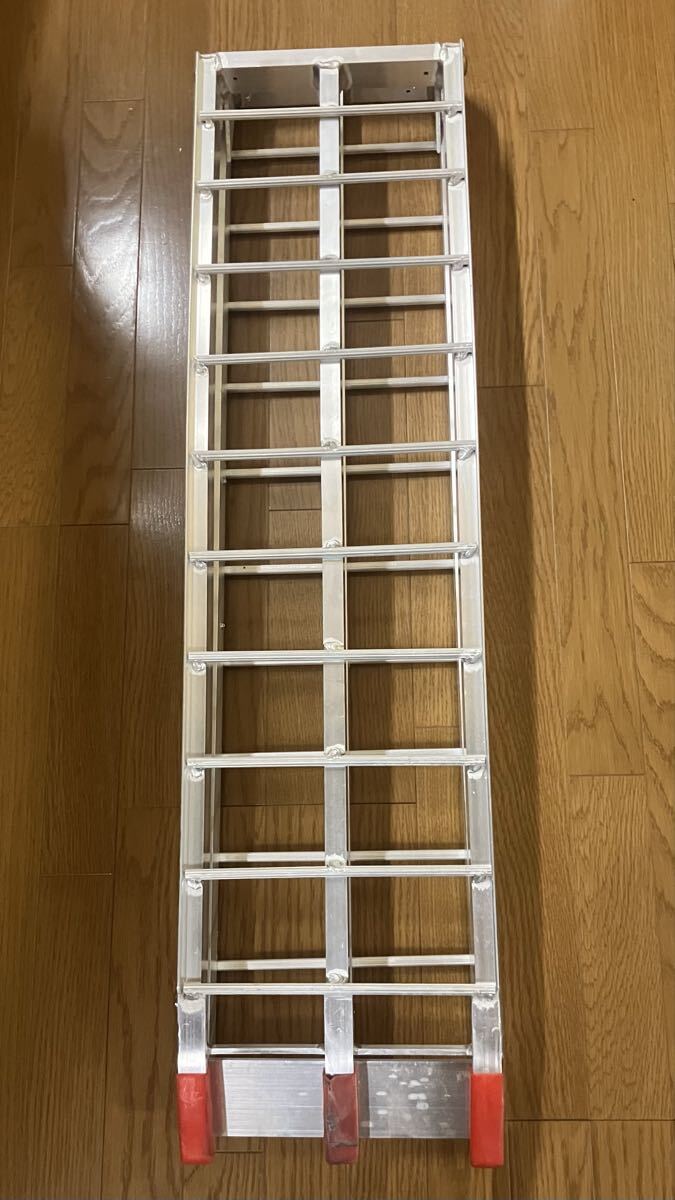 スタンド付きアメリカン湾曲アルミラダー 中古拍卖