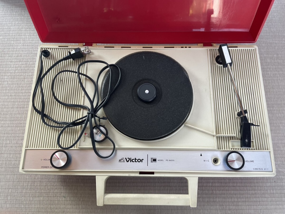 ビクター ターンテーブル PE 8400S Victor ポータブル レコードプレーヤー 昭和レトロ 当時物 現状品 ※拍卖