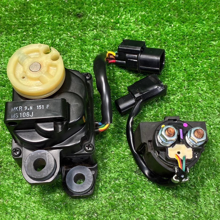 ホンダ CBR1000RR-R SP(SC82) 純正 排気バルブユニット&スターターリレー MKR9.N 151F MS108J 中古拍卖