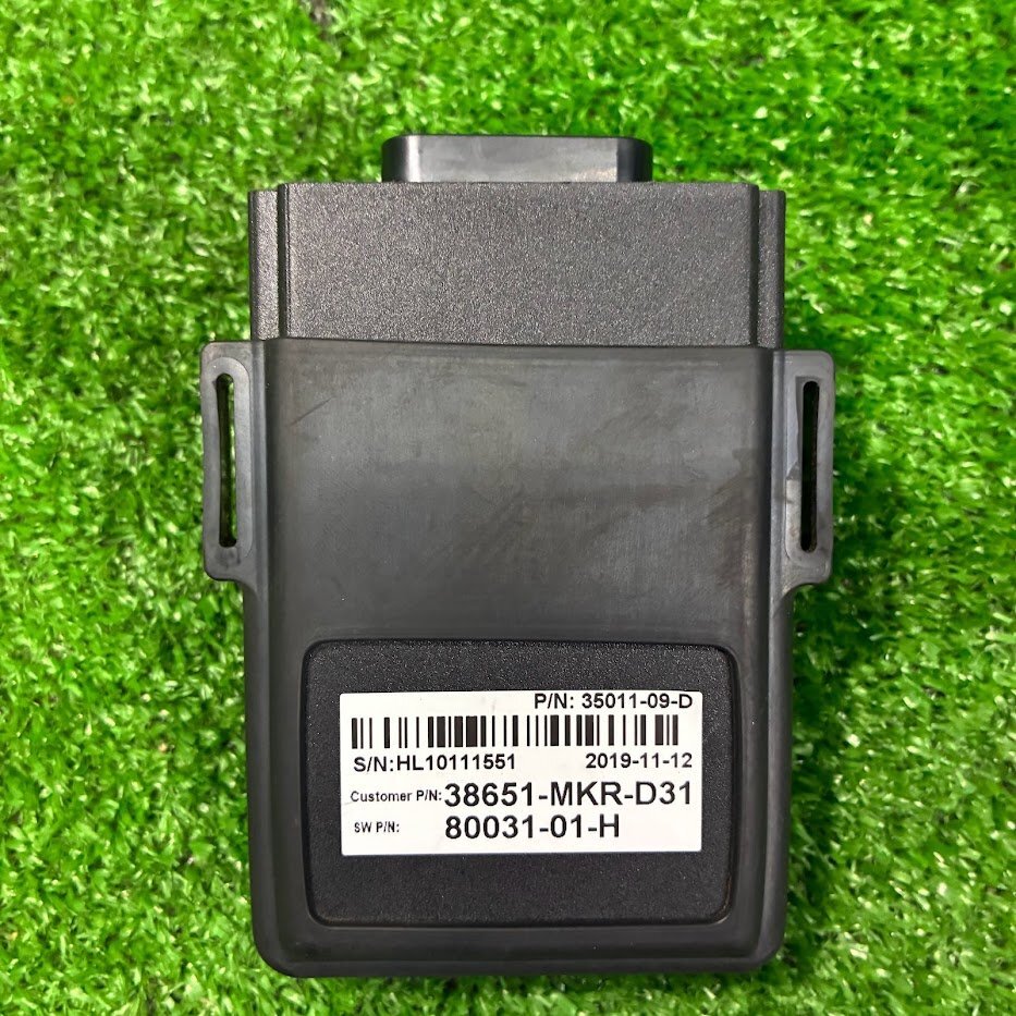 ホンダ CBR1000RR-R(SC82系 2020~2023年) 純正 サスペンション制御ユニット 38651-MKR-D31 中古 ③拍卖