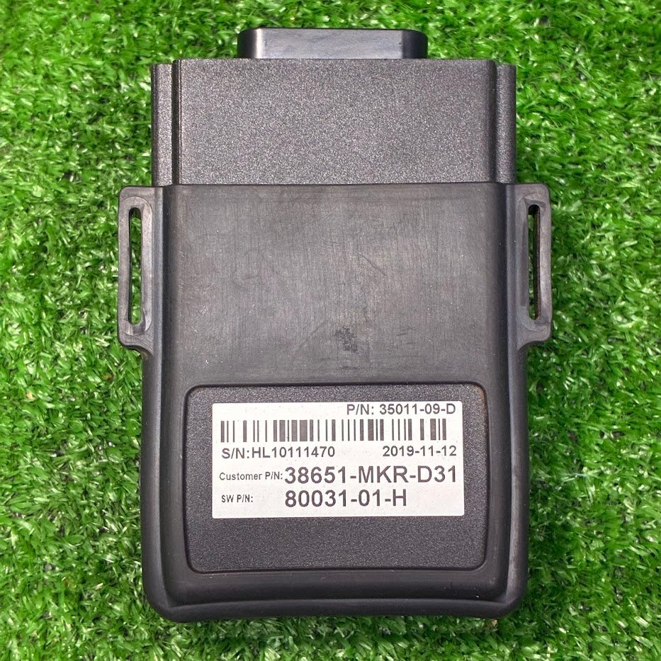 ホンダ CBR1000RR-R(SC82系 2020~2023年) 純正 サスペンション制御ユニット 38651-MKR-D31 中古 ①拍卖