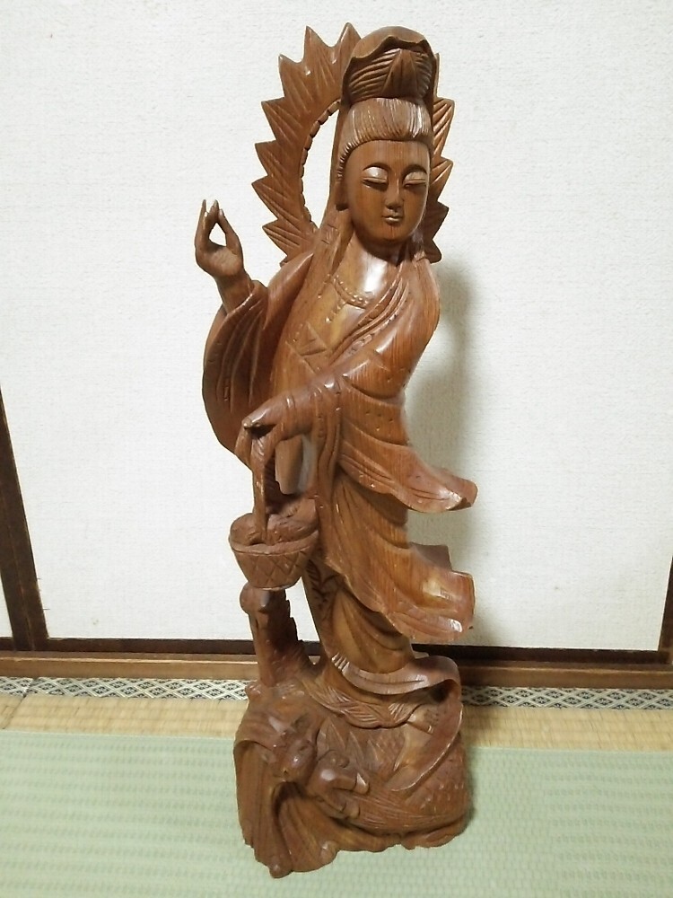 ★【一美堂】★本拓材(つげ・アカネ)★『観音像』樹齢150年 ★美品★木箱付★高60cm☆拍卖