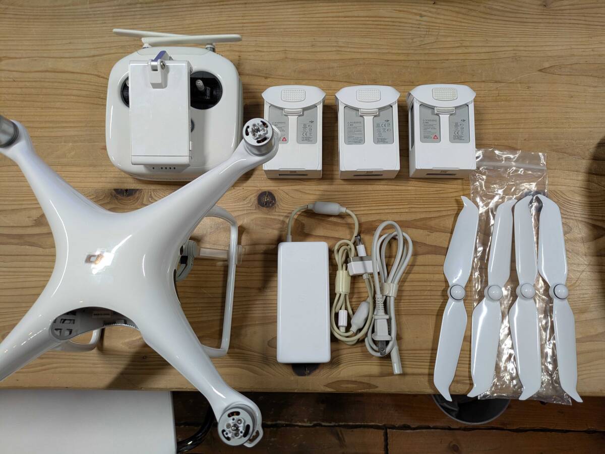 DJI Phantom 4 Pro V2.0 一式 バッテリー3本付属拍卖
