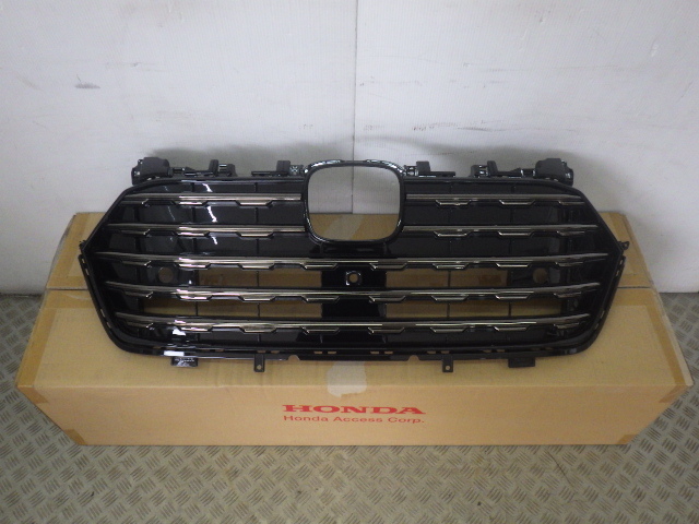 新車外し RC5 オデッセイ e:HEV ブラックエディション フロントグリル ブラッククロームメッキ 71120-T6A-N61ZA 即決拍卖