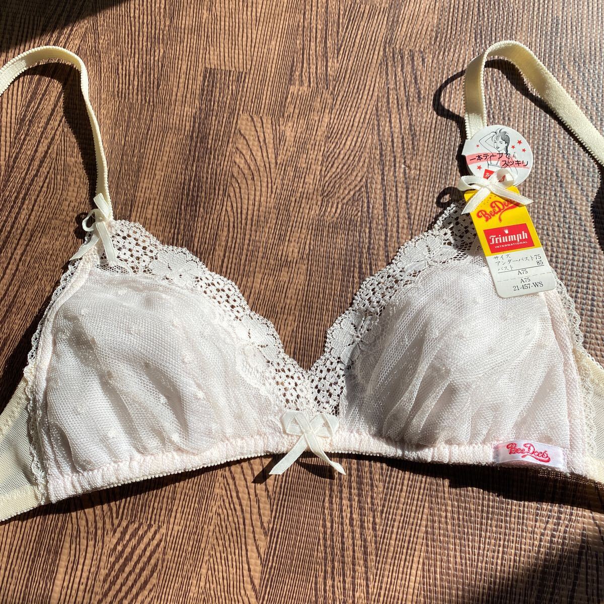 未使用 トリンプ廃盤品 レトロ ジュニアブラ 水玉レース ノンワイヤー インナー ランジェリー A75当時物 レース 日本製 サマーブラ 2拍卖