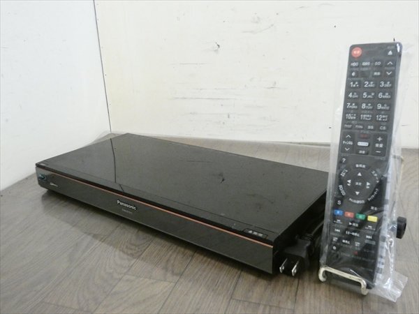 1TB☆11年☆パナソニック/DIGA☆HDD/BDレコーダー☆DMR-BZT815☆リモコン付☆3番組同時録画/3D対応機 管CX36556拍卖
