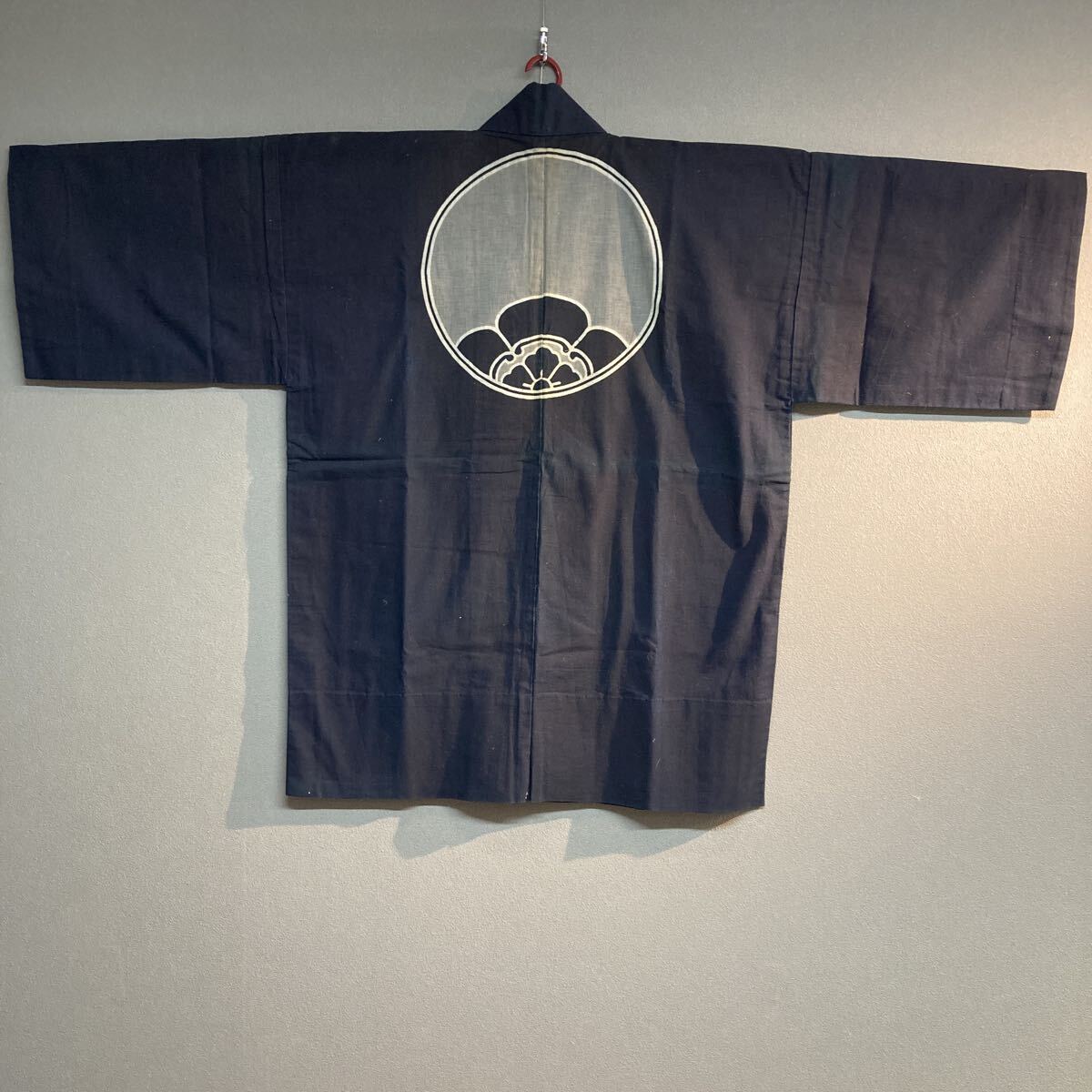 (a) Ma263 半纏 法被 木瓜 当時物 古布 木綿 藍染 リメイク素材 丈83×裄66 500g コレクター放出品拍卖